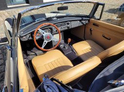 
										MGB 1964 full									