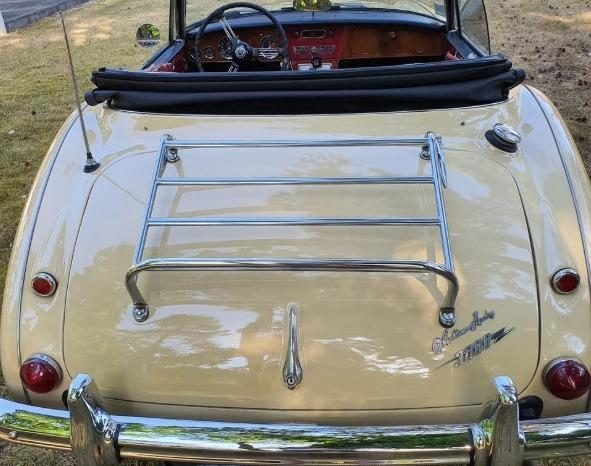 
								Austin-Healey 3000 BJ8 1965 full									