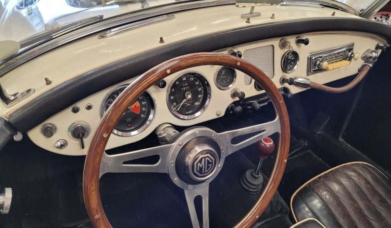 
								MGA 1960 full									