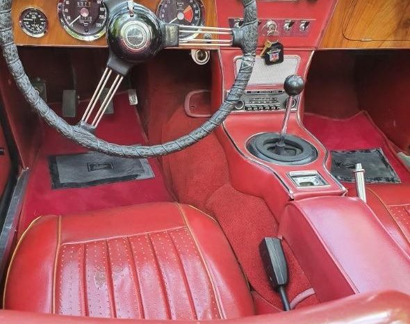 
								Austin-Healey 3000 BJ8 1965 full									